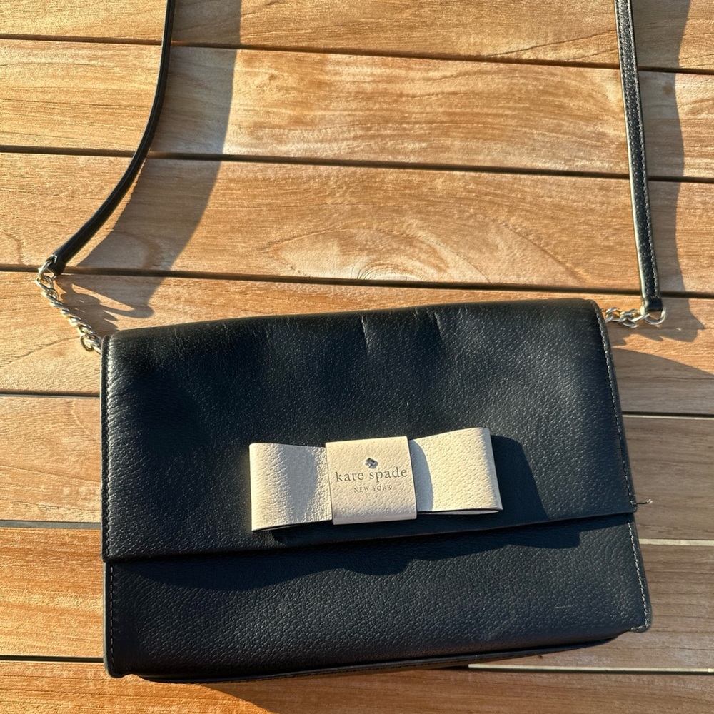 Kate Spade Black and Cream Crossbody Bag Sleek Design